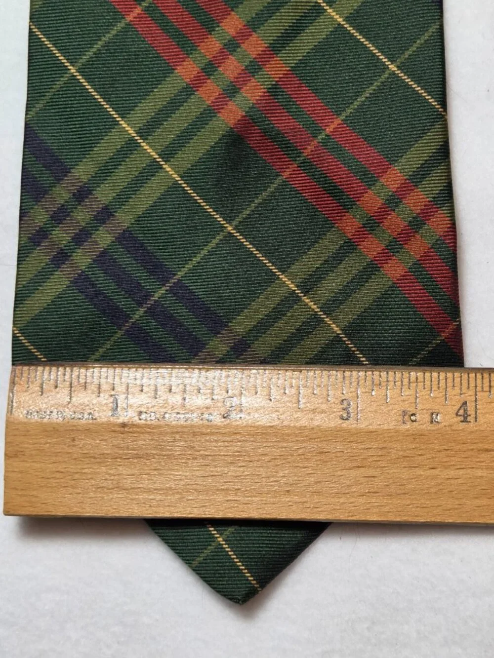 TOMMY HILFIGER Green Yellow Red Tartan Plaid Regimental Crest Classic Tie Preppy